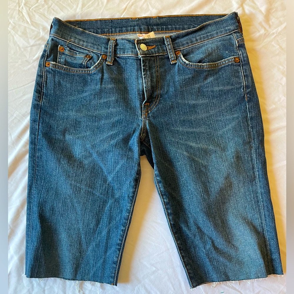 Lucky Brand cut-off jeans size 6/28